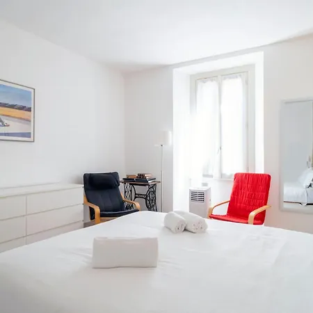 Apartment Vitani 30 - Nel Cuore Del Centro Storico Di Como